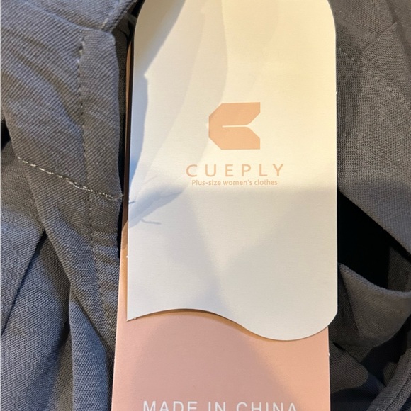 Cueply Green Short Romper New XL - Picture 3 of 8